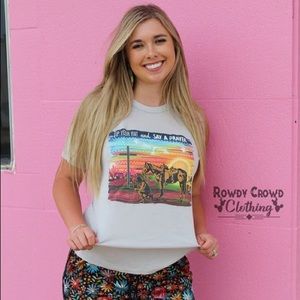 Tip Your Hat Graphic Tee